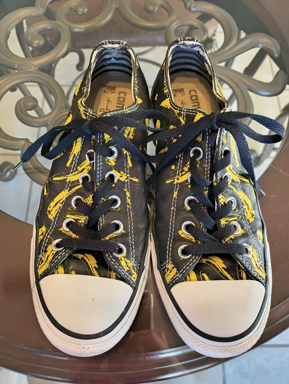 Andy Warhol X Converse Banana Print Low Top Chucks - Picture 3 of 6